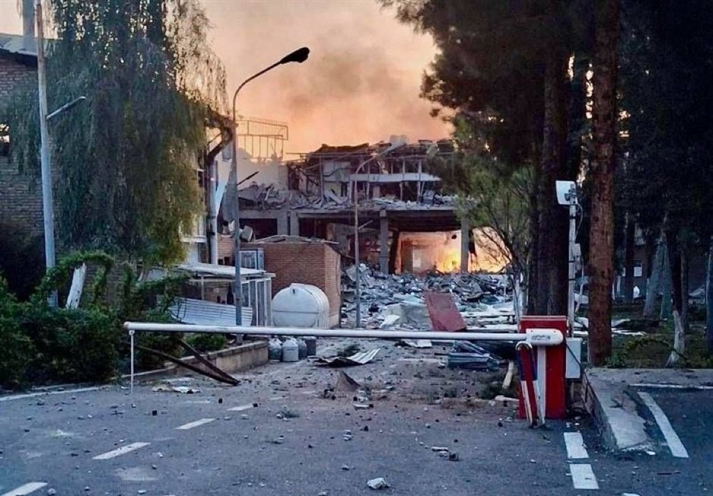 Carl Bildt tweet media