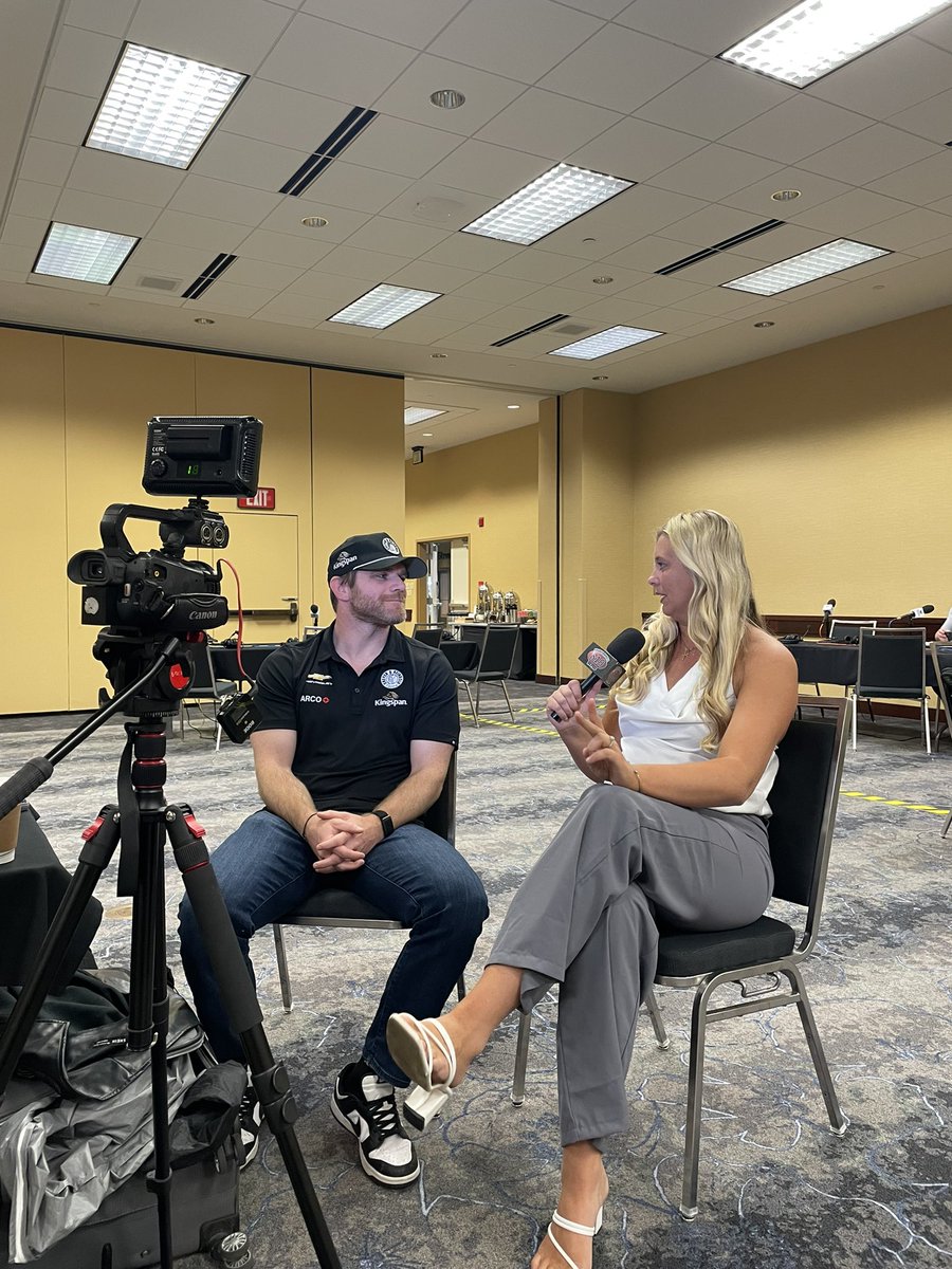 ConorDaly22's tweet image. Took a trip down @MFinalFour radio row this morning to spread the good word of the #indy500! Found one of my favorite @AmazingRaceCBS competitors @joeyjaws 😂