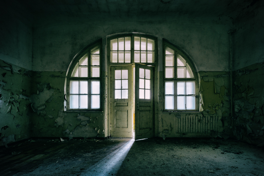 artlimitednet's tweet image. Light Leaks In The Darkness by Ralph Graef artlimited.net/graef-fotograf…
#interior #conceptual #window #photographyislifee #photography #abandonment #colour #exhibition #light #photographydaily #digital #colors_of_day #abandoned #leak #symmetry #dilapidated #construction #color…