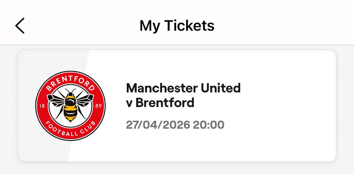 Anna 🐝🔴⚽️ tweet media