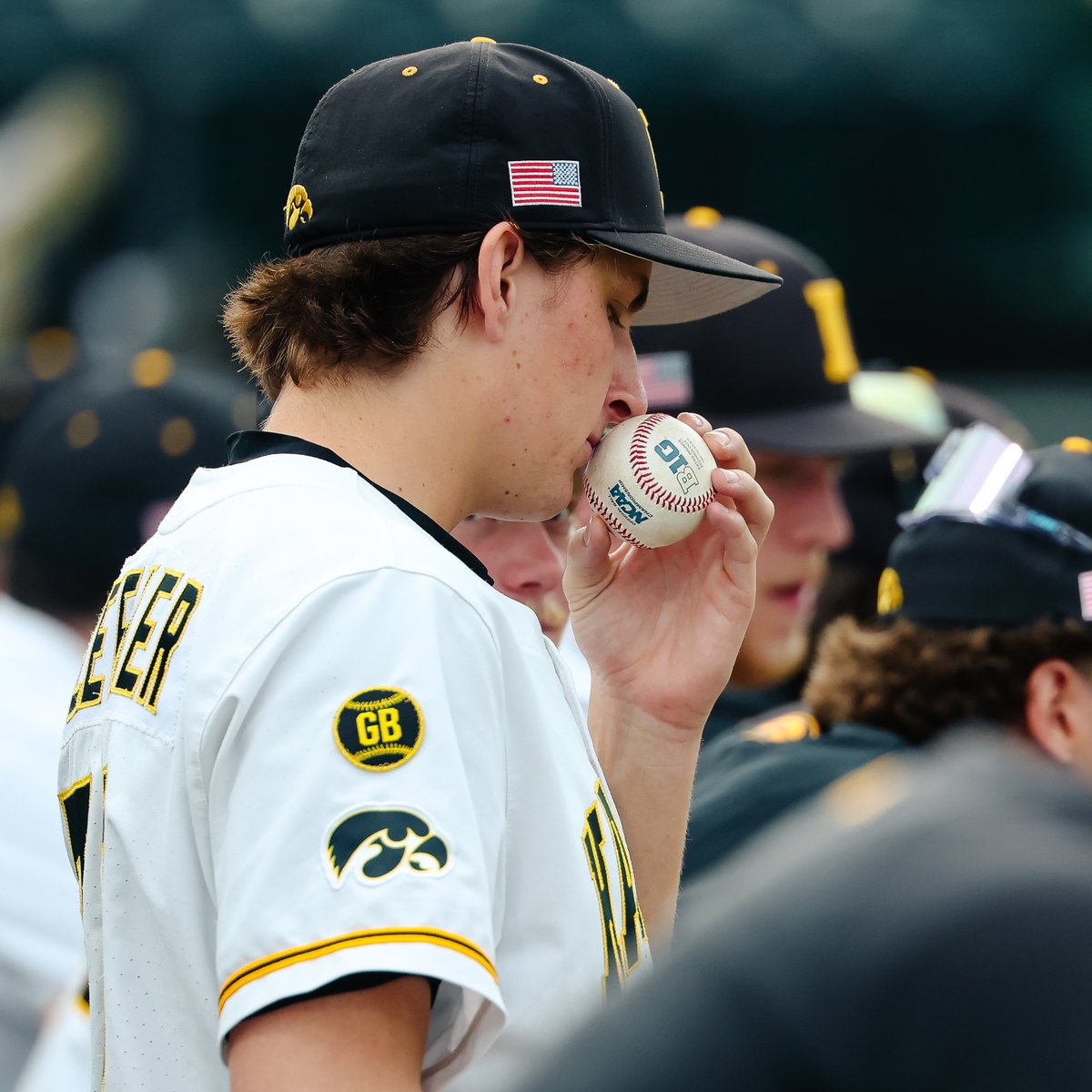 𝗪𝗲𝗲𝗸 𝟴

📒 vs. Minnesota ⤵️ 
bit.ly/4v8YOgC