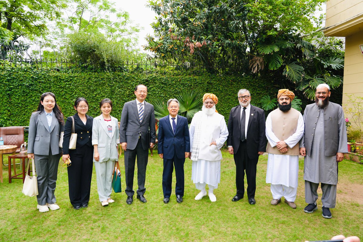 As my time as Minister of Communications,I have worked with Chinese government and they have always stood as Iron brothers for Pakistan.Meeting my Chinese brothers is always a good feeling and in the best national interest.
<a href="/CathayPak/">Chinese Emb Pakistan</a>