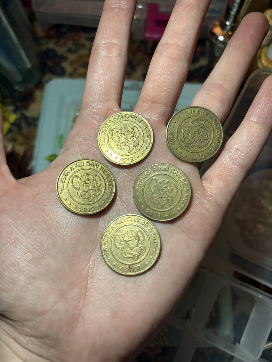 spencer 𓆟 tweet media