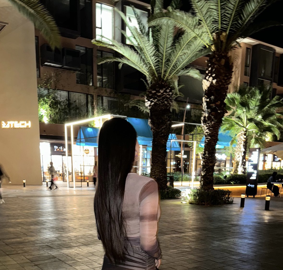 𝒾.𝓂𝓋 tweet media