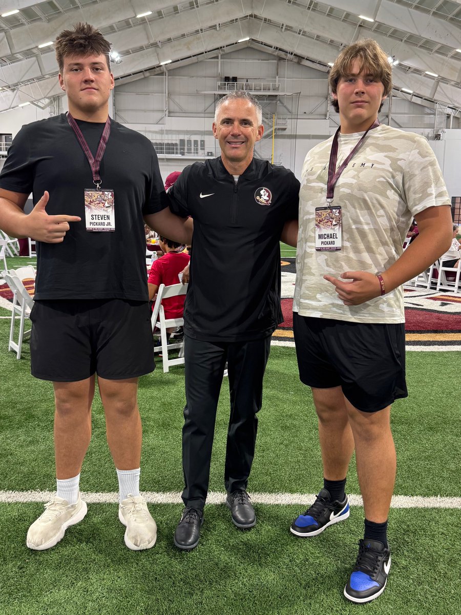 Michael Pickard '28 OL 6'5 295 tweet media