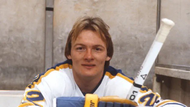 sabres ☕️ tweet media