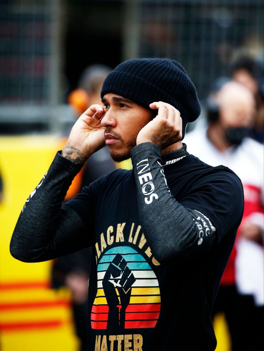 4644 files™ tweet media