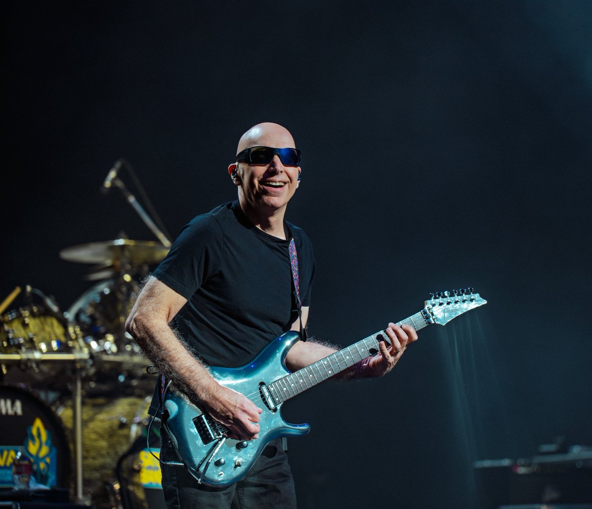 Joe Satriani tweet media