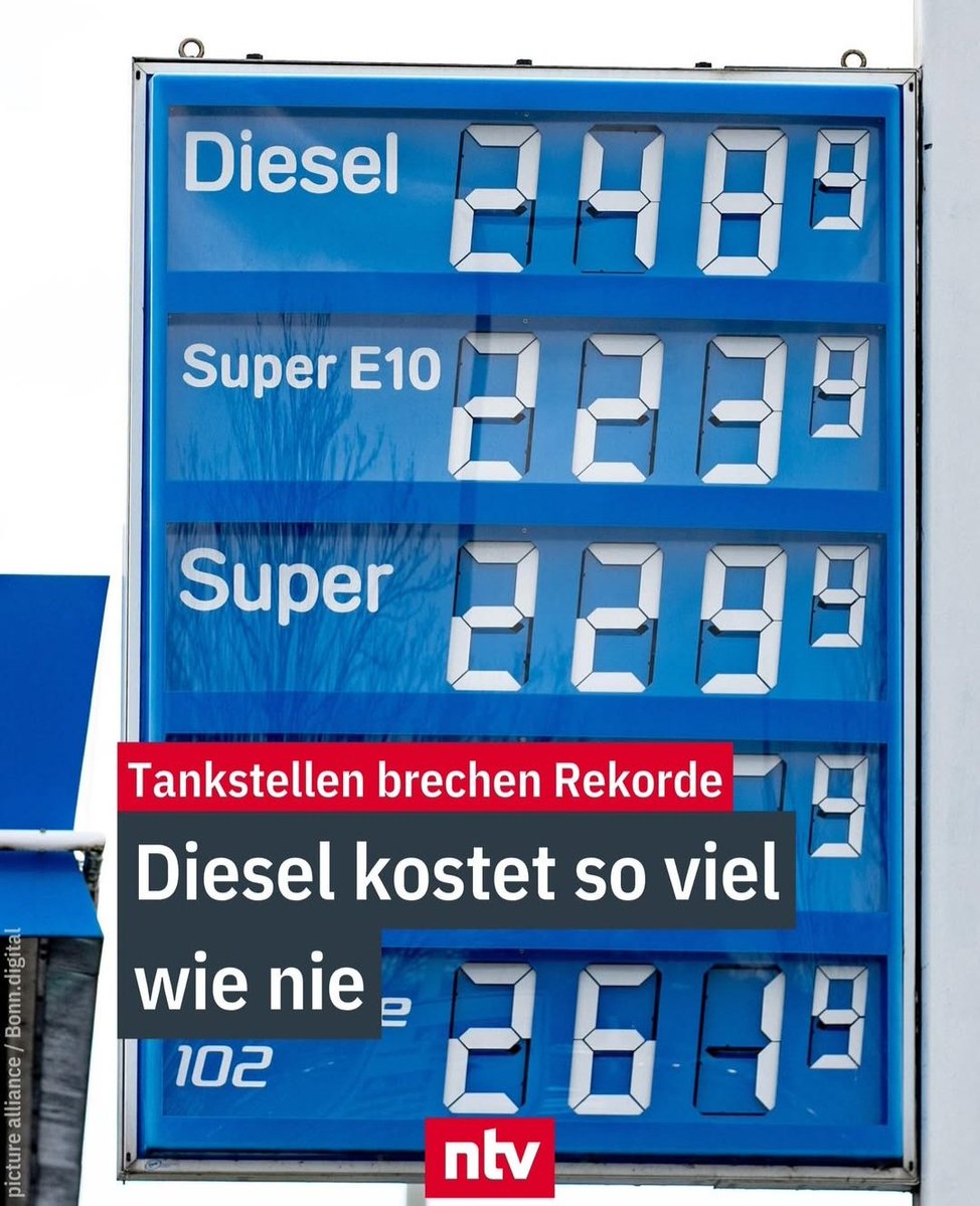 ULTRAKÆRL tweet media