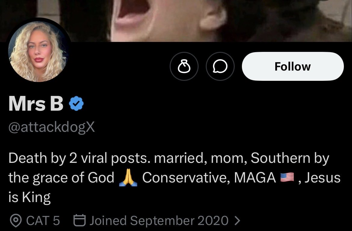 Justhereforit08 tweet media