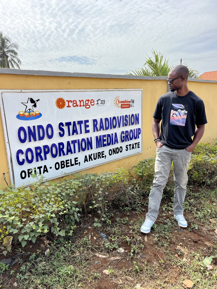 Oloye Coldman tweet media