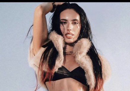 qt leen ☆ is in wonderland ♥️ tweet media