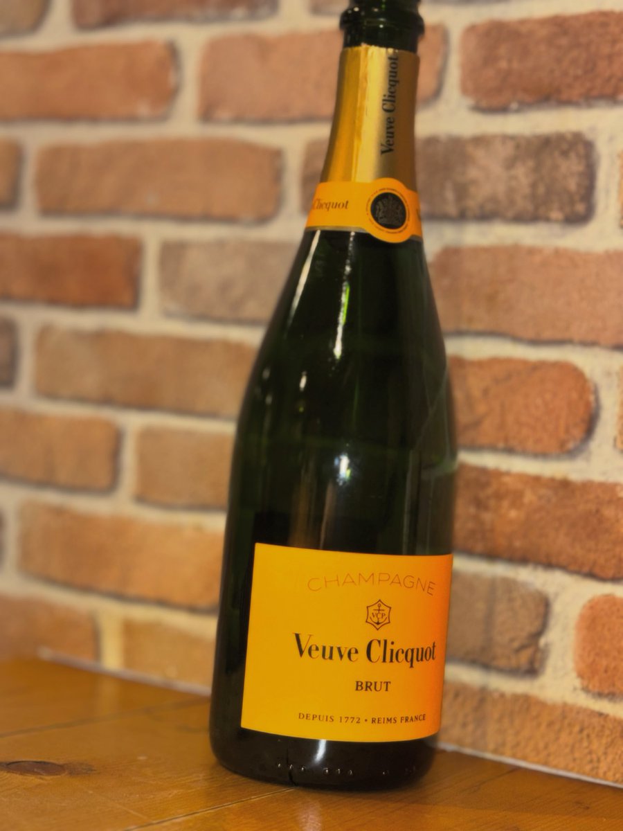 🆒ひなぴーまん.com tweet media