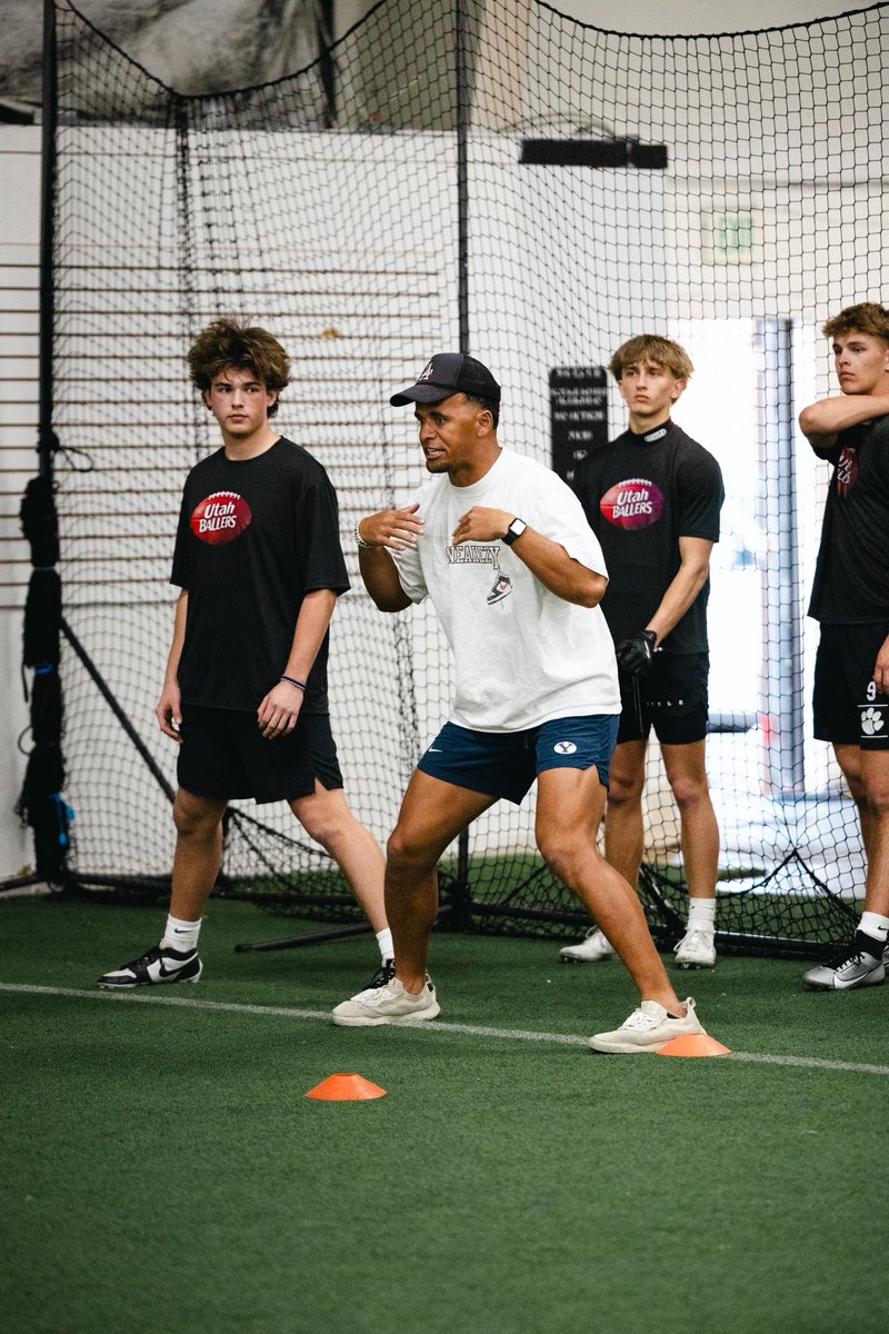 pauuneil's tweet photo. The road to success has no speed limit!! Love all my yung bulls I get to coach and teach and prep for the upcoming season!! The off-season is where the results happen come fall!! https://t.co/6tKwMK7Zax