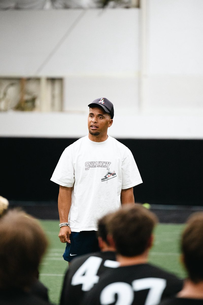 pauuneil's tweet photo. The road to success has no speed limit!! Love all my yung bulls I get to coach and teach and prep for the upcoming season!! The off-season is where the results happen come fall!! https://t.co/6tKwMK7Zax