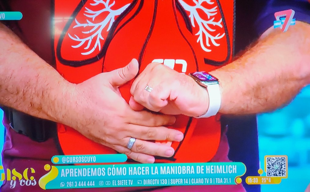ArielFe07209357's tweet photo. En el programa Gise  y Vos, en @canal7mza estuve compartiendo, junto a un héroe sin capa, Juan Magallanes, la importancia de saber realizar maniobras ( Heimlich y RCP) para poder ayudar en situaciones extremas.
Gracias Gisela Campos y @MATIPASCUALETTI  por la invitación y difusión !!!
#Prevencion
#PrimerosSocorros
#ElSaberSalvaVidas