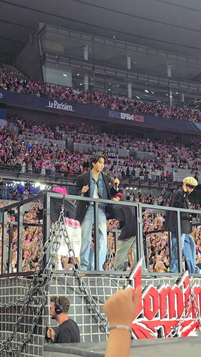 triz ⚢ tweet media