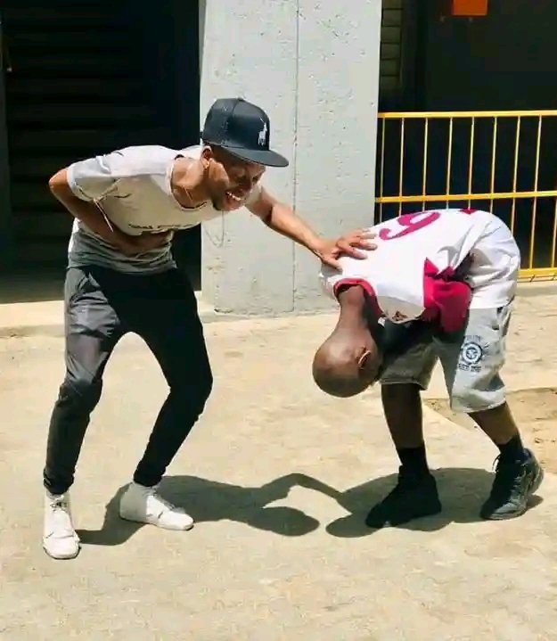 SIM-SBU-D🇿🇦 tweet media