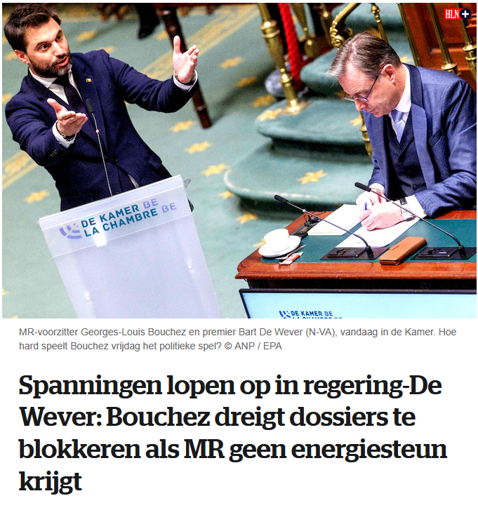 de flapdrol rechts denkt dat em de bodemloze put nog kan dempen , al lang veel te laat , deel nog wat meer uit aan nutteloze doelen , doen kuttekop doen, faillieter kan het toch niet worden !
<a href="/tscheldt/">tScheldt</a> 
<a href="/Barbara_Pas/">Barbara Pas</a>