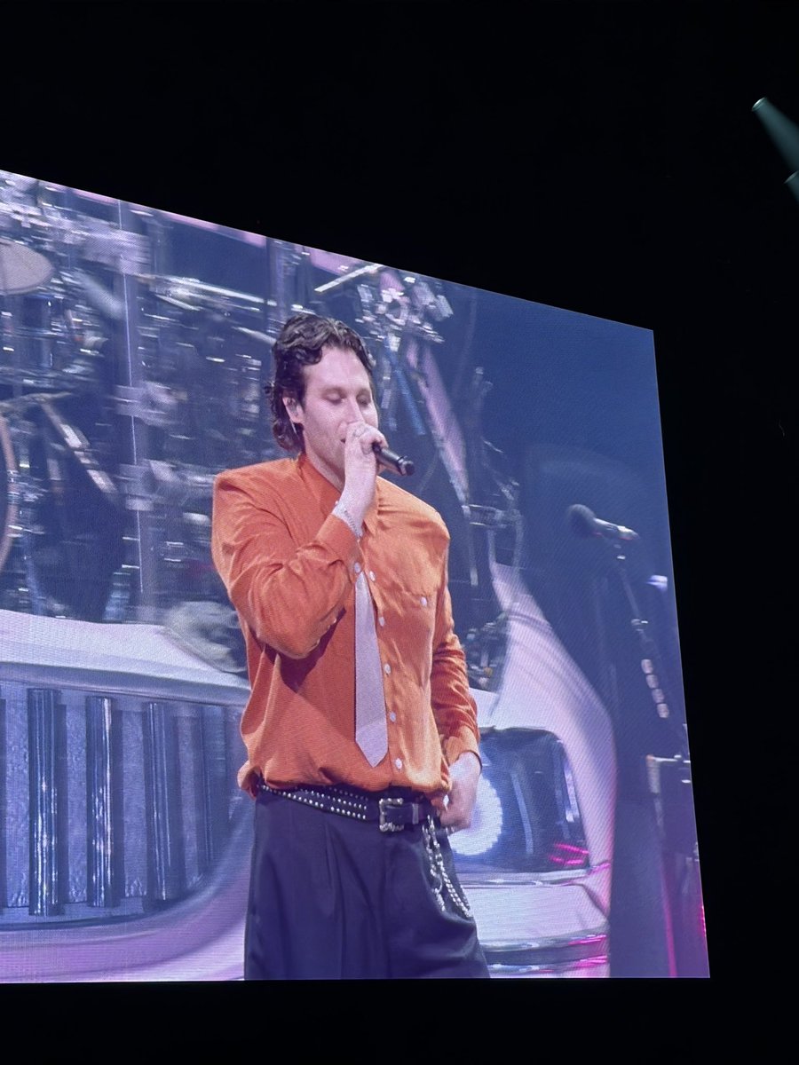 5SOS UPDATES ★ tweet media