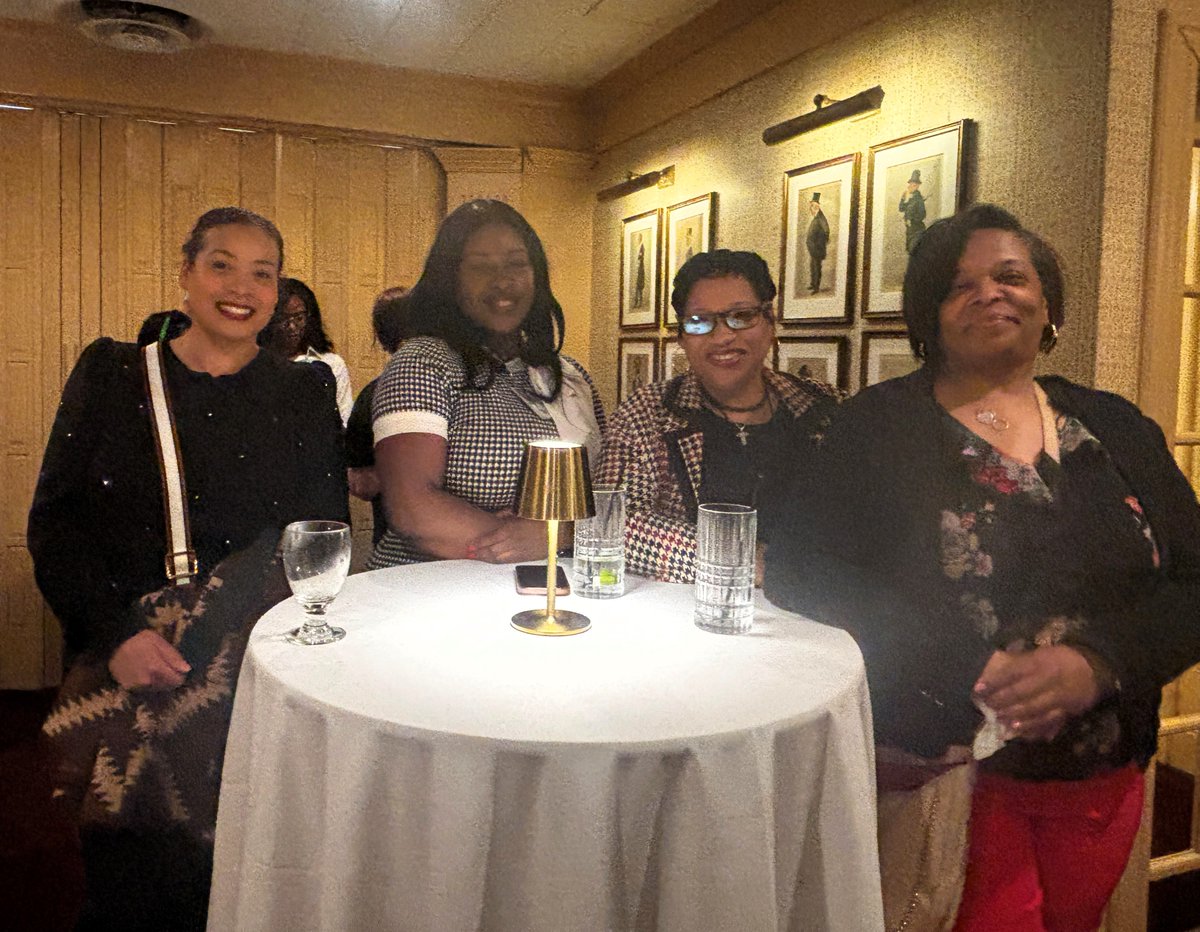 ChenegaCorpEHF's tweet image. C2 Alaska had a great meeting with our SEC employees and customers in Washington, DC. Thank you for your excellent contribution.
#chenega #chenegafamily #sec #teammeeting