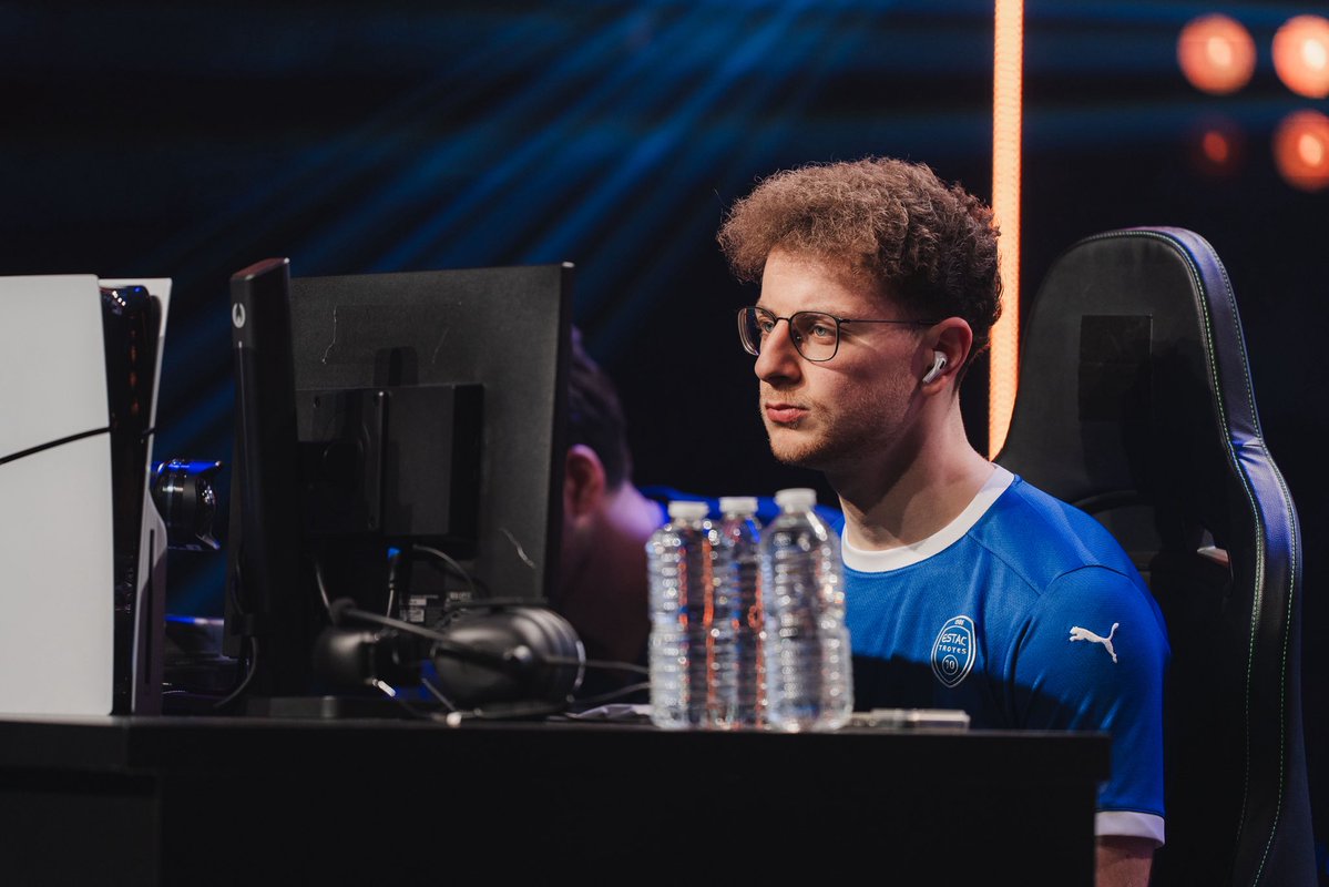 eLigue 1 McDonald’s tweet media