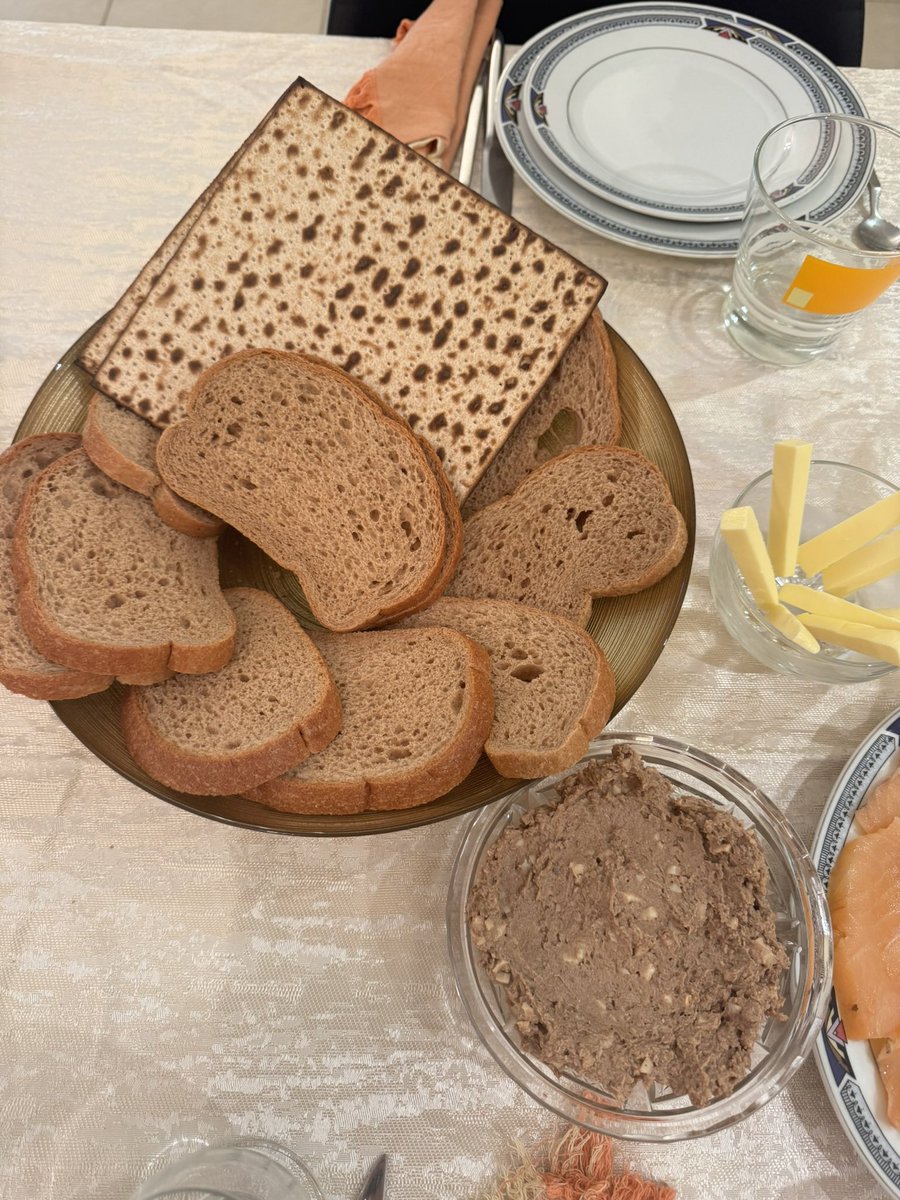 נֵנִי רֵזְנִי tweet media