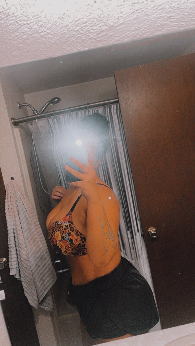 Tx ShortStack 🖤 75% OFF RN tweet media