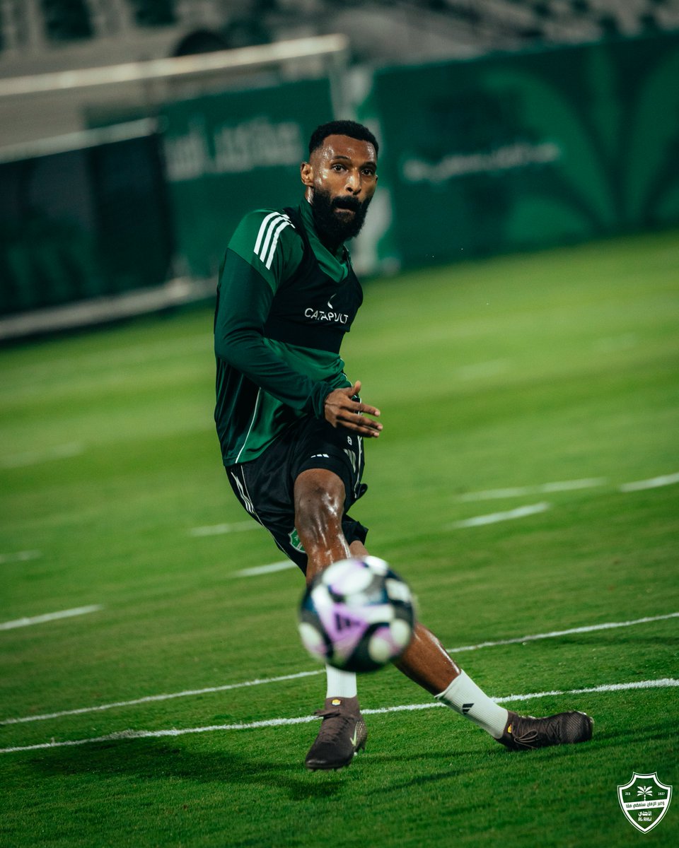 النادي الأهلي السعودي tweet media