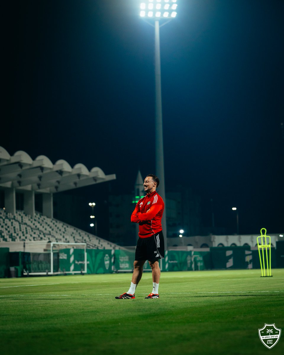 النادي الأهلي السعودي tweet media