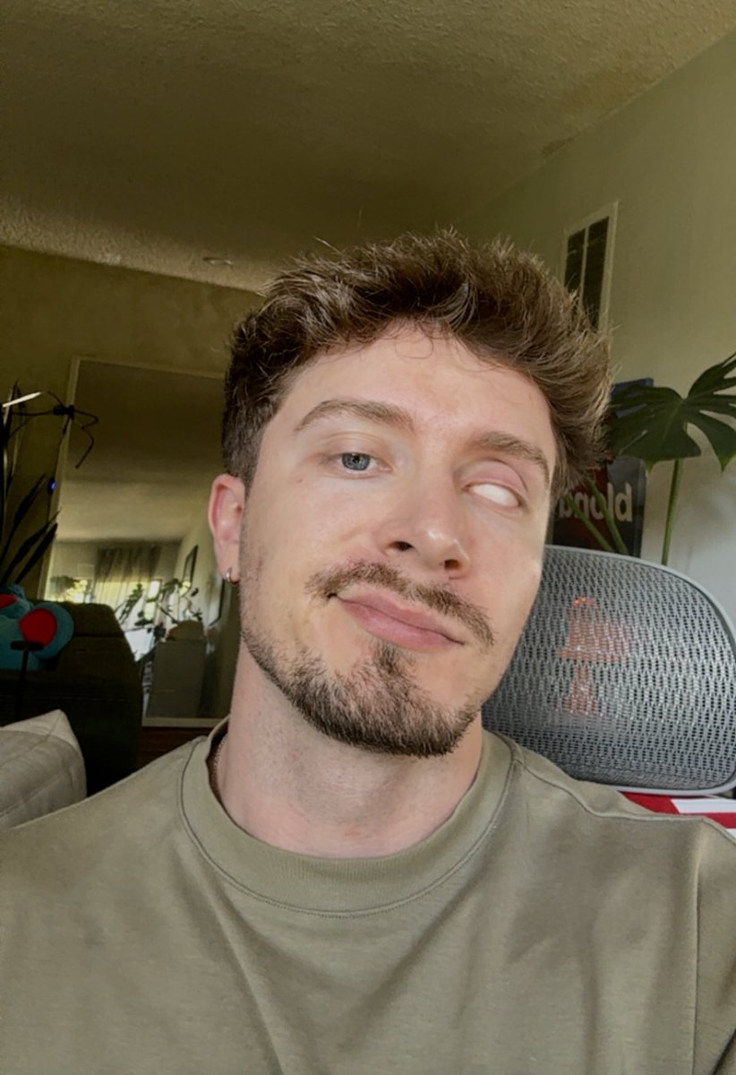 jacob thinks 💫 tweet media