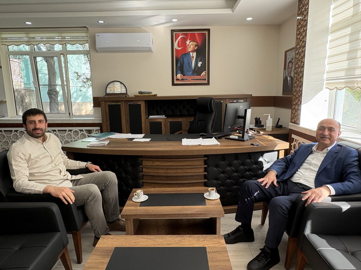 Devlet Su İşleri Aksaray 44. Şube Müdürü Sn.Ümit EKİNCİ ‘ye nezaket ziyaretinde bulundum.Kendilerine şehrimiz adına hayırlı ve güzel hizmetlere vesile olmalarını diliyorum.