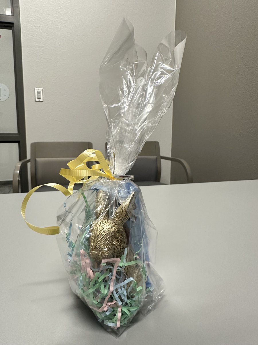 Me lo regalaron! Pues en México no tenemos esta costumbre; pero muchas gracias! Y… Mañana no trabajo!