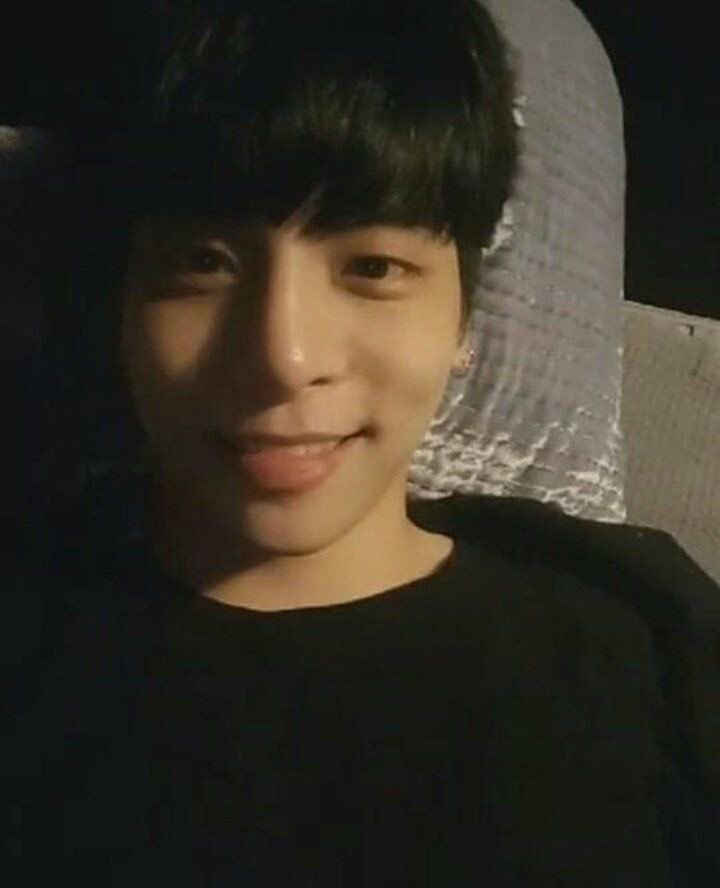 ⋆lau⋆ tweet media