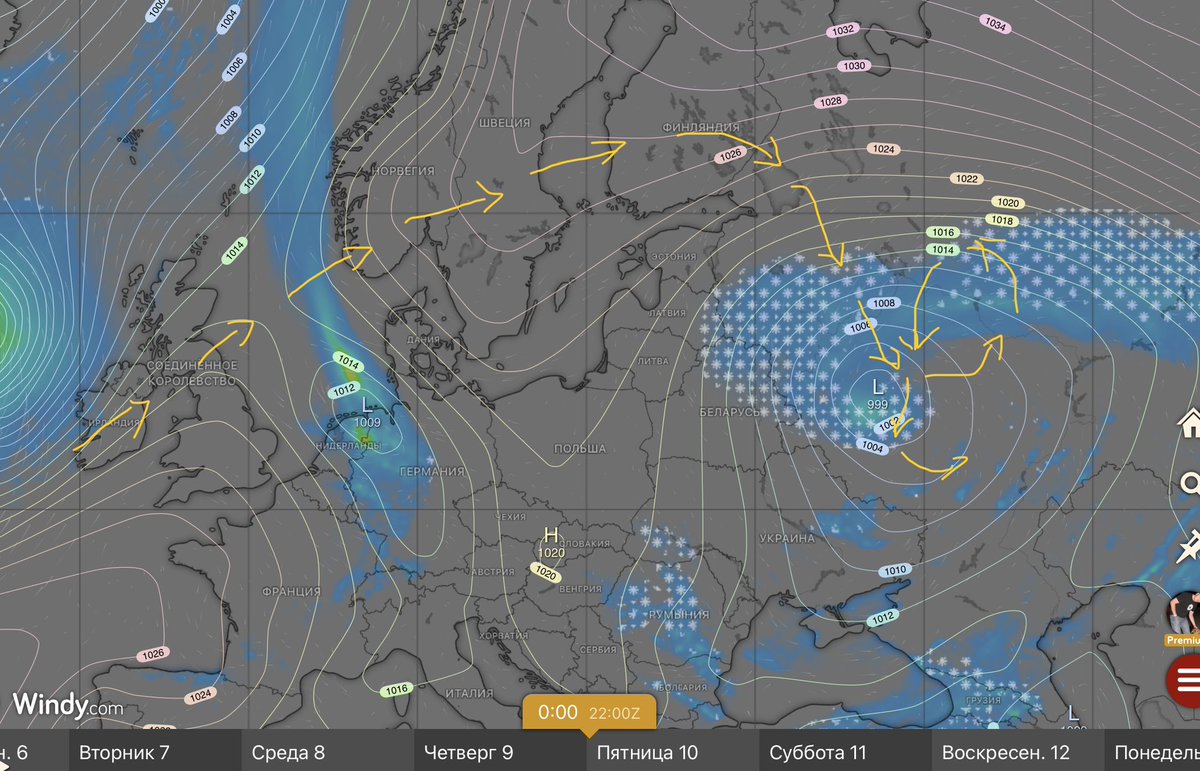 Блізкі космас. tweet media