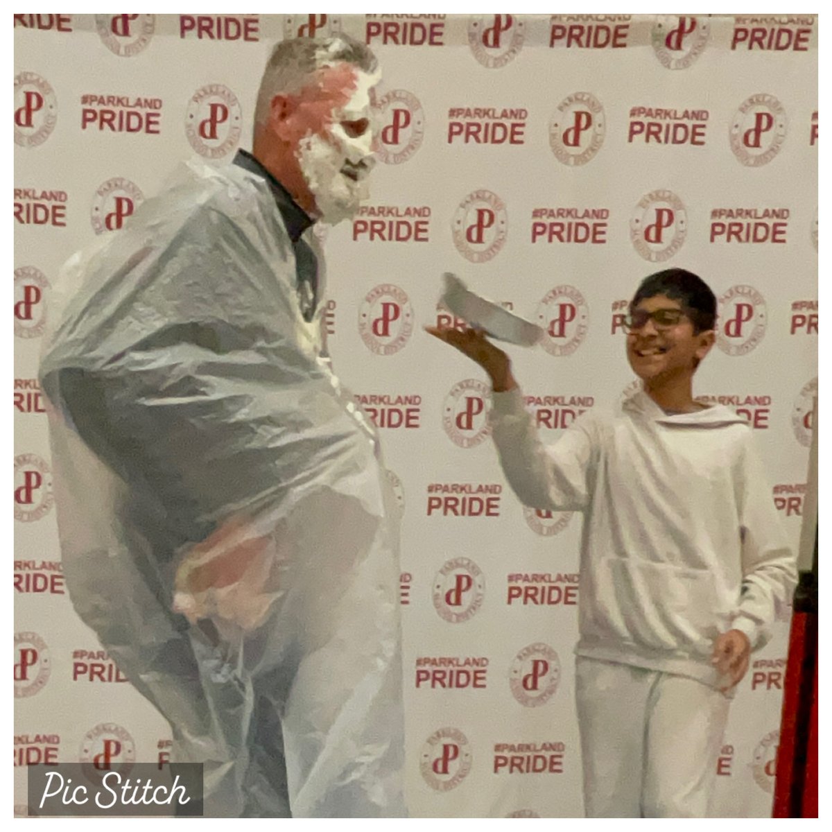 ja_champs's tweet image. Things got irrational real fast in 5th Grade… must be π! Congratulations to Anay for memorizing 187 digits of Pi! 🥧#PiDay #ParklandPride #grandchamps