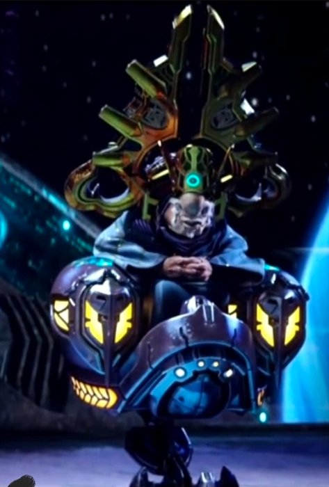 ƒ¹ For Help 革命家の外人 tweet media