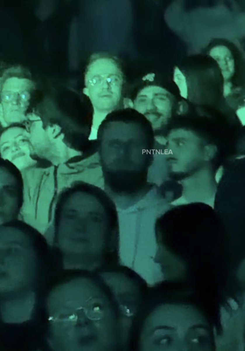 pntnlea's tweet image. Sourire colgate 💚 #HelenaBailly #PierreGarnier