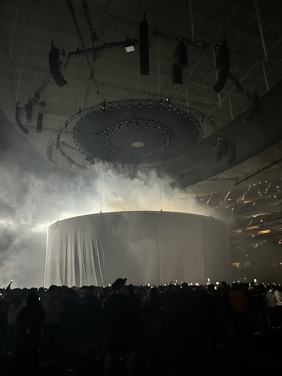 NeffGotNext's tweet image. LA 4.1.26 #Bully