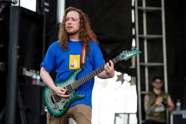 LesNews's tweet image. l’ancien guitariste du groupe #Turnstile, Brady Ebert, inculpé pour tentative de meurtre via @TMZ