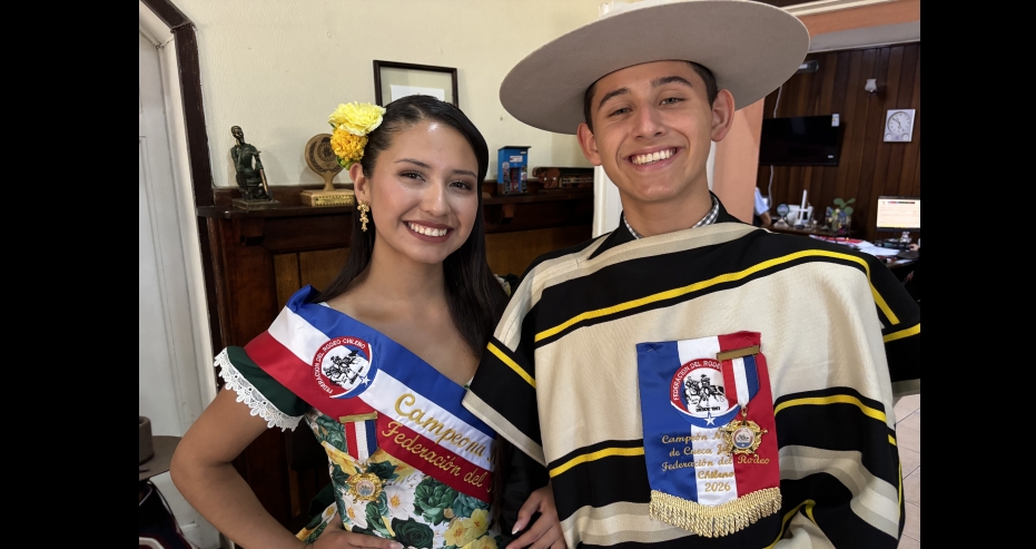 Jóvenes sanantoninos se coronan campeones del IV Campeonato Nacional de Cueca Huasa sanantoniofotos.cl/jovenes-sanant…
