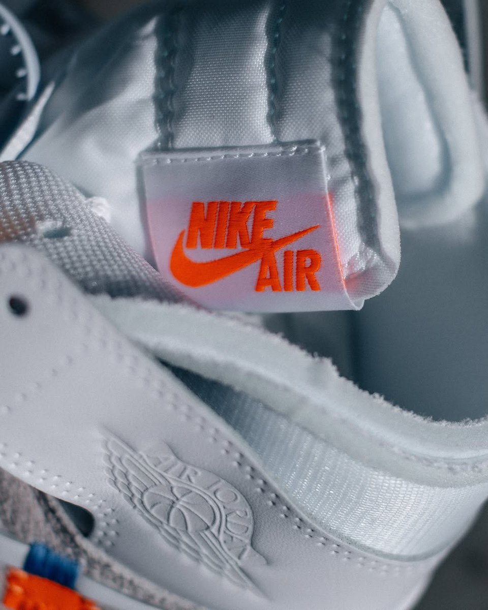 JustFreshKicks tweet media