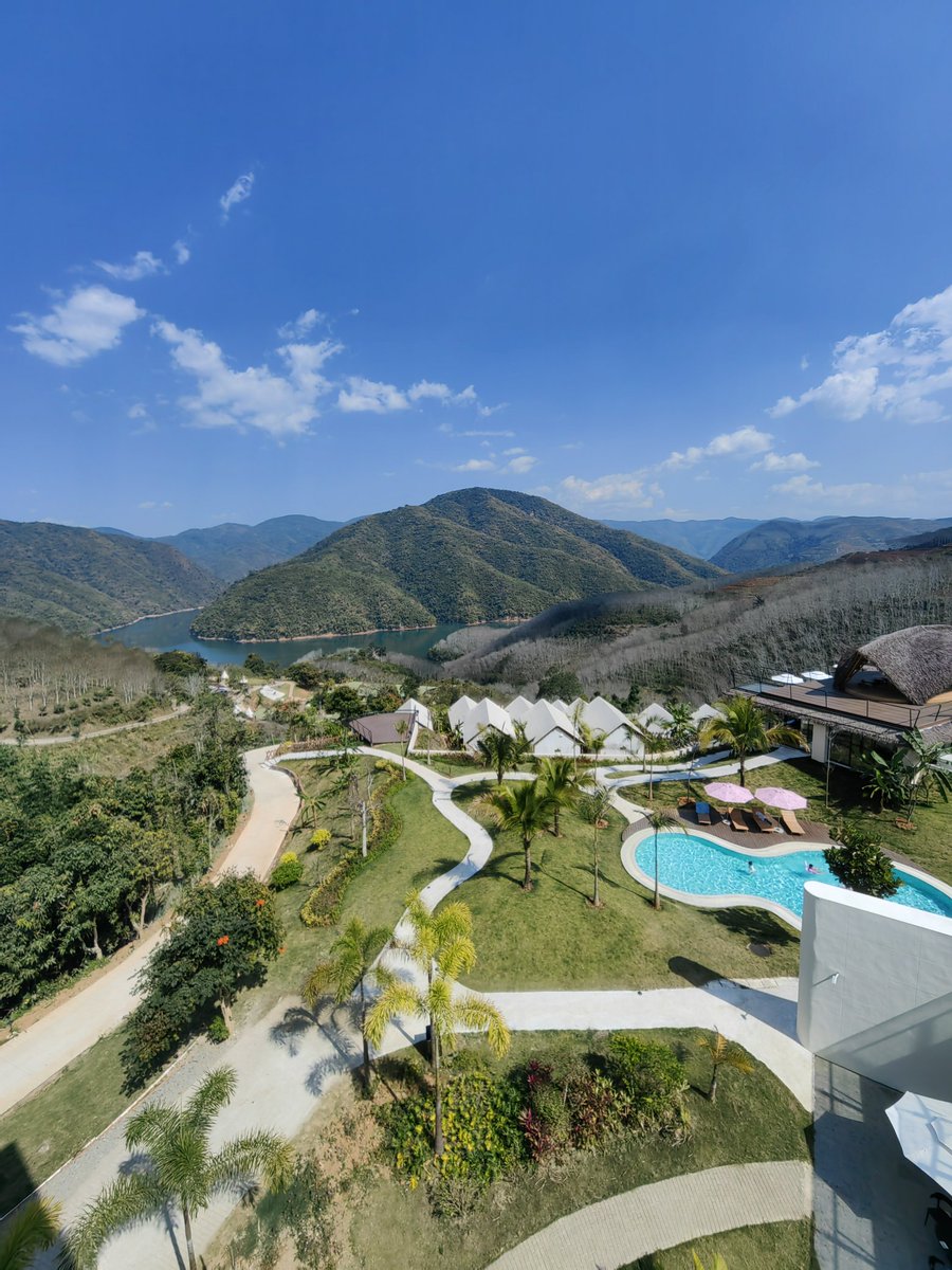 simon barrett tweet media