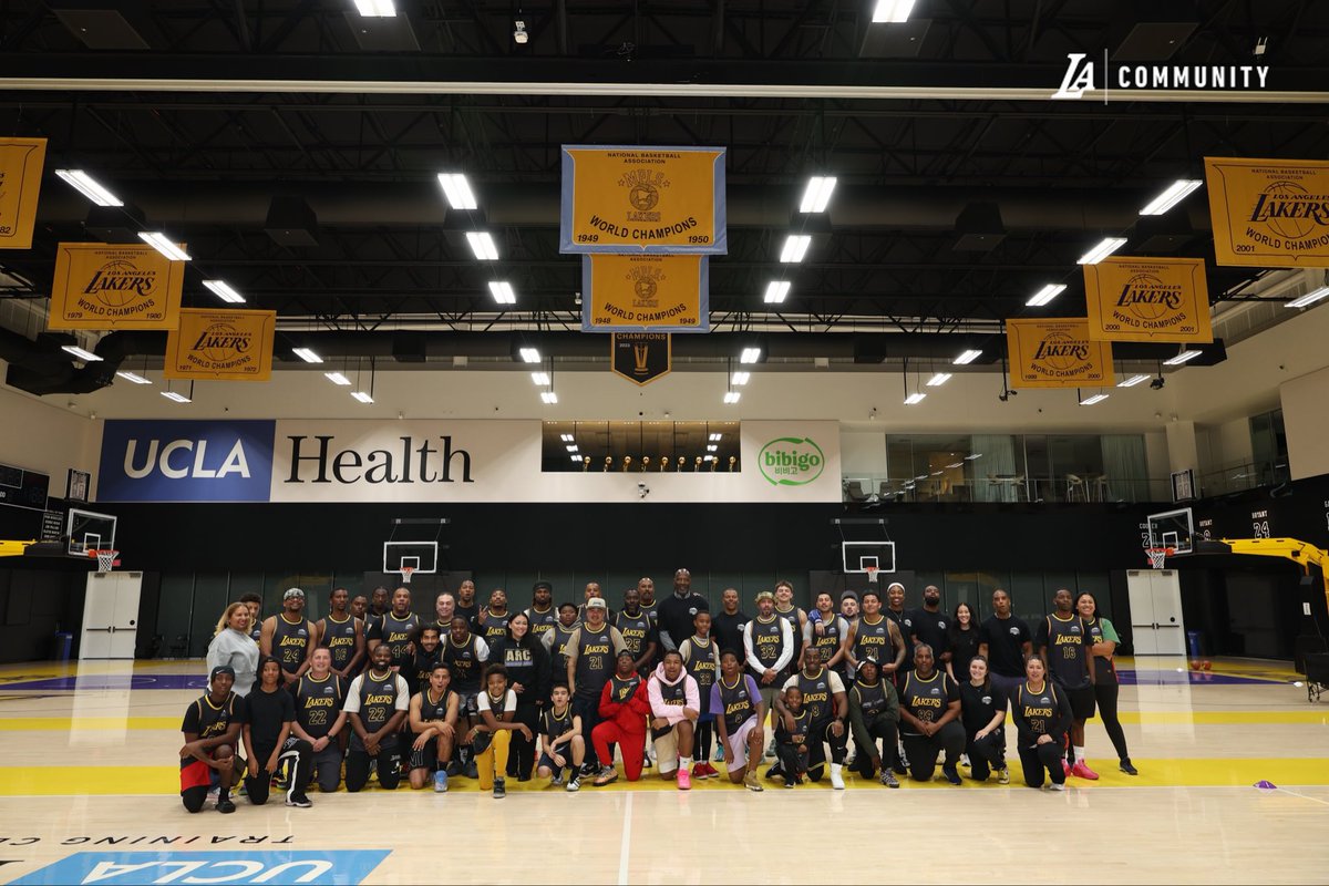LakersCommunity's tweet photo. The Los Angeles Lakers hosted part two of Building Bridges with Basketball, continuing conversations between youth and local law enforcement with James Worthy and participating sponsor the Los Angeles County Department of Mental Health—closing out the program with an unforgettable clinic. 🏀💜
