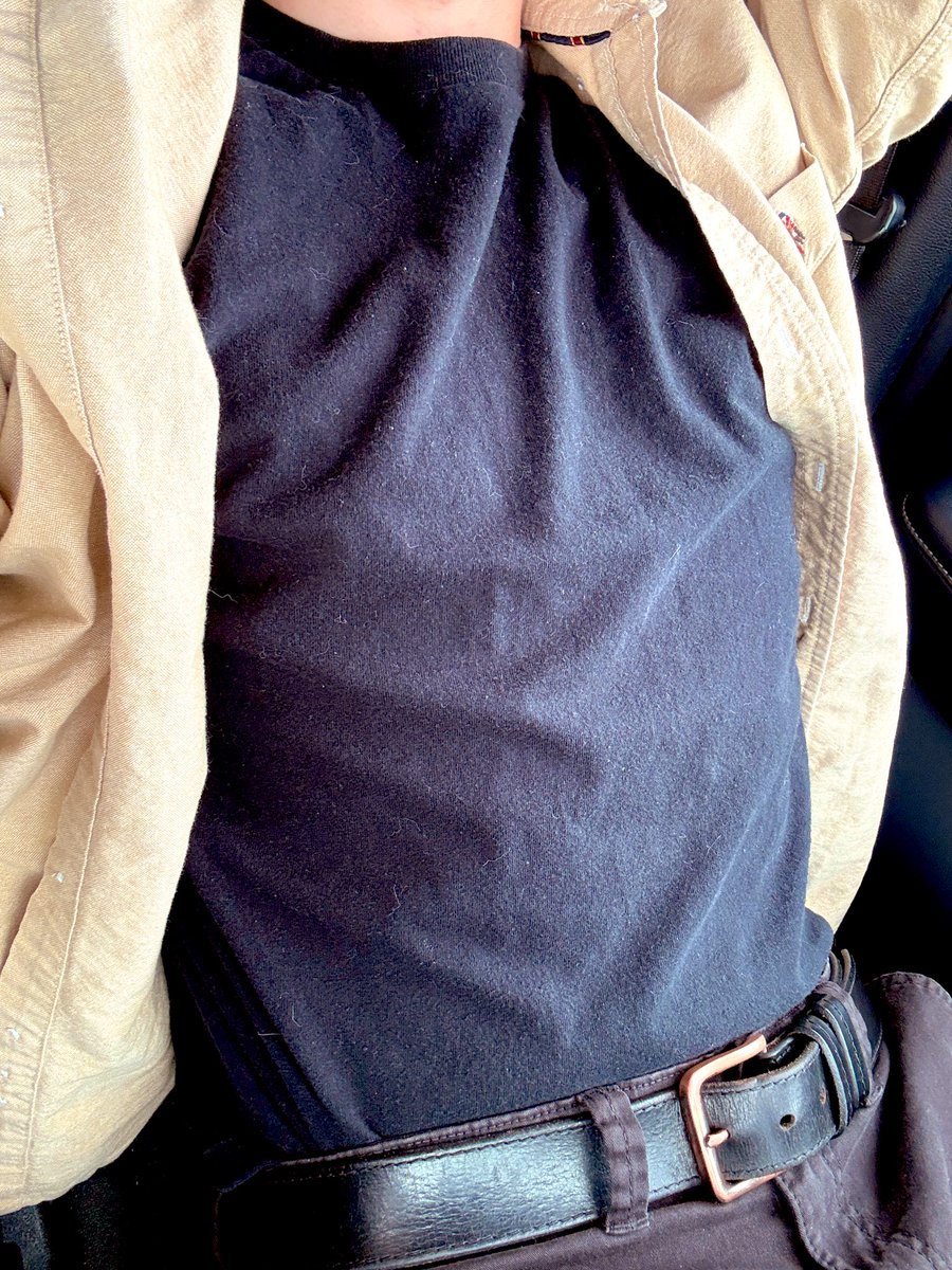 AlivebutHungry's tweet photo. Been awhile since I posted a bc. I’m too fat to body check with my shirt off… #edtwt #bodycheck #bodychecking https://t.co/WLNi82gkIA