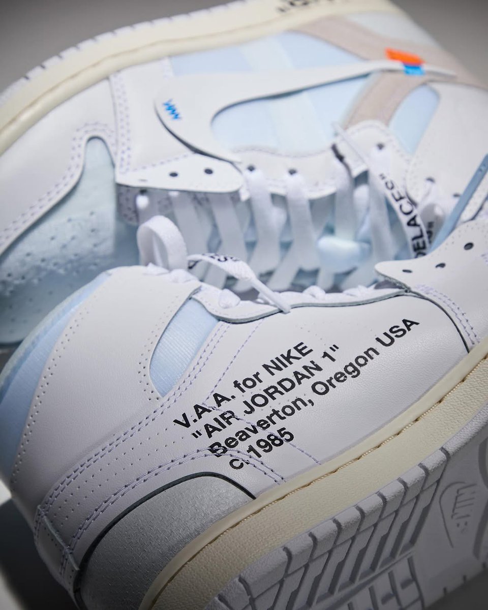 JustFreshKicks tweet media