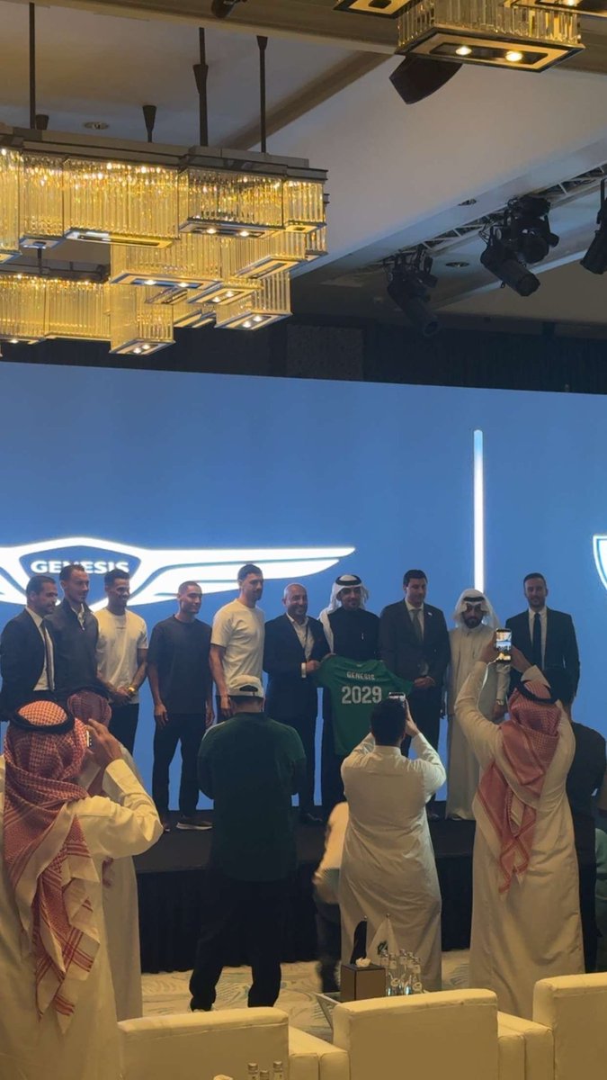 صهيب قدس tweet media