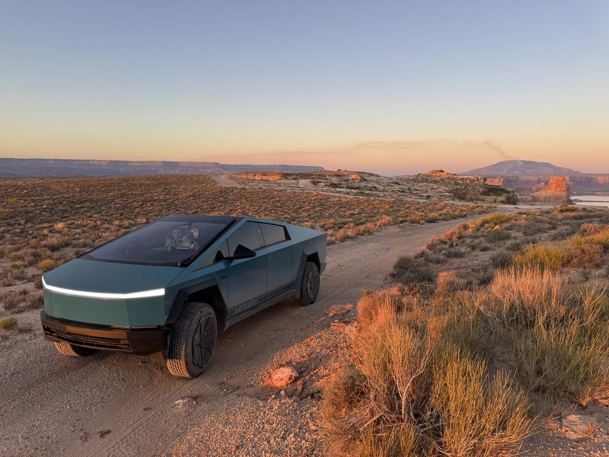 MyCybertruckLife tweet media