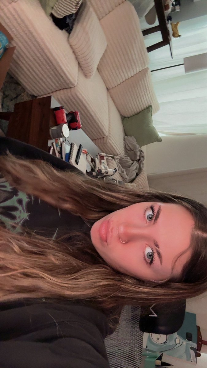 BaileyGoat tweet media