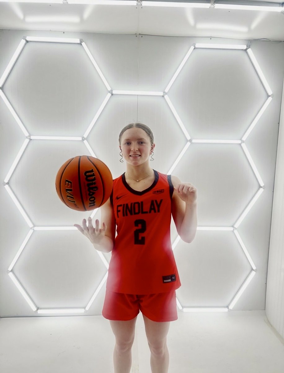 LacieAll22's tweet photo. Thank you @ufwbb for a great visit! I'm blessed to receive an offer from the University of Findlay.
Thank you to Coach Durand and Coach White for this opportunity!🧡 https://t.co/cM9fxQo359